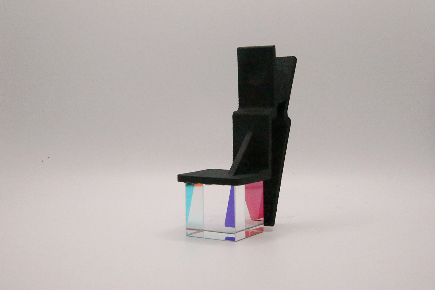 Kaleidocube: Analog Filter for your Phone