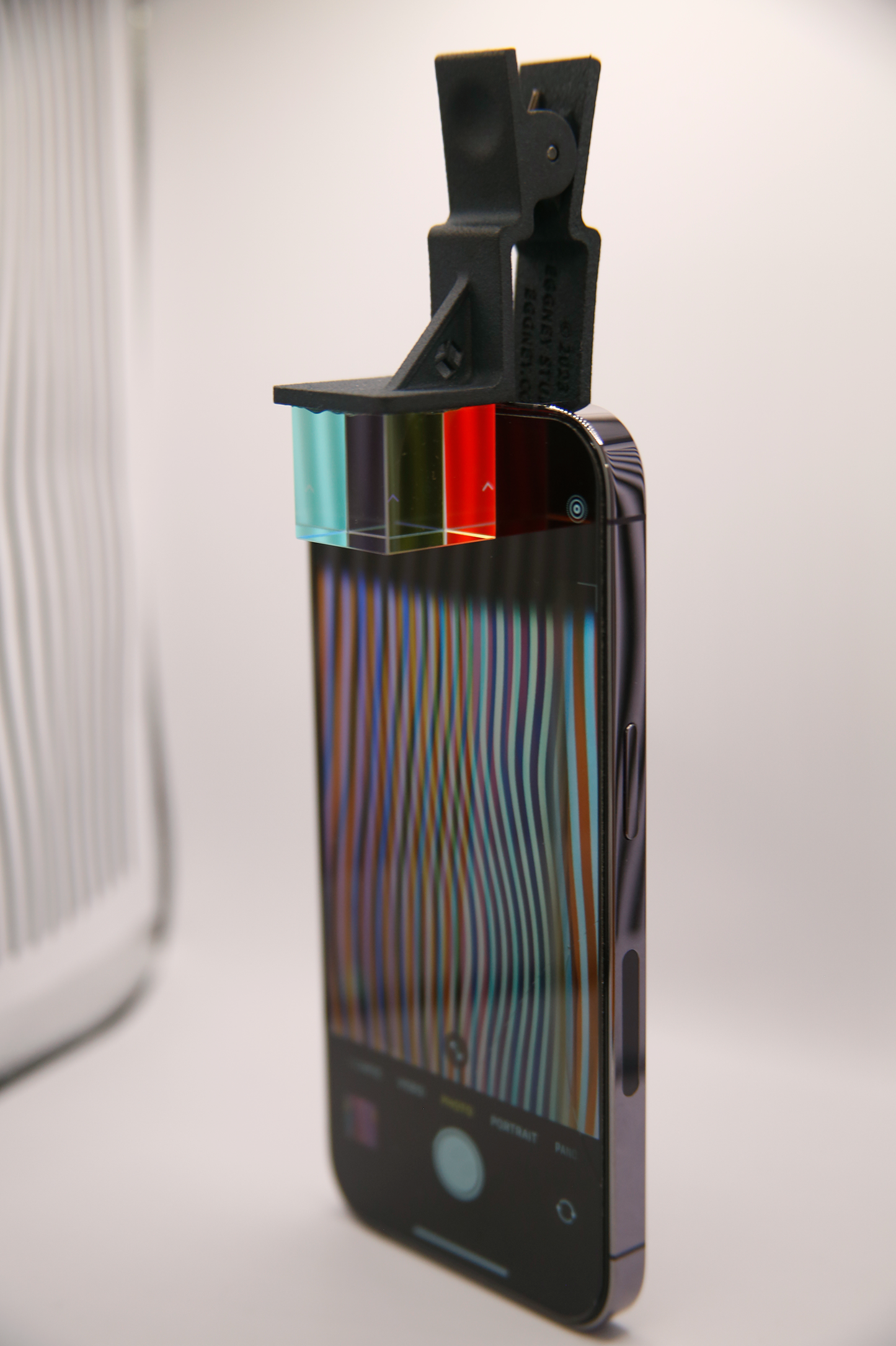 Kaleidocube: Analog Filter for your Phone